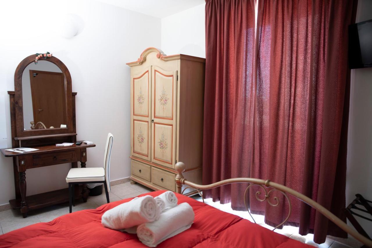 Carlo Five Bed and Breakfast Porto Empedocle Eksteriør billede