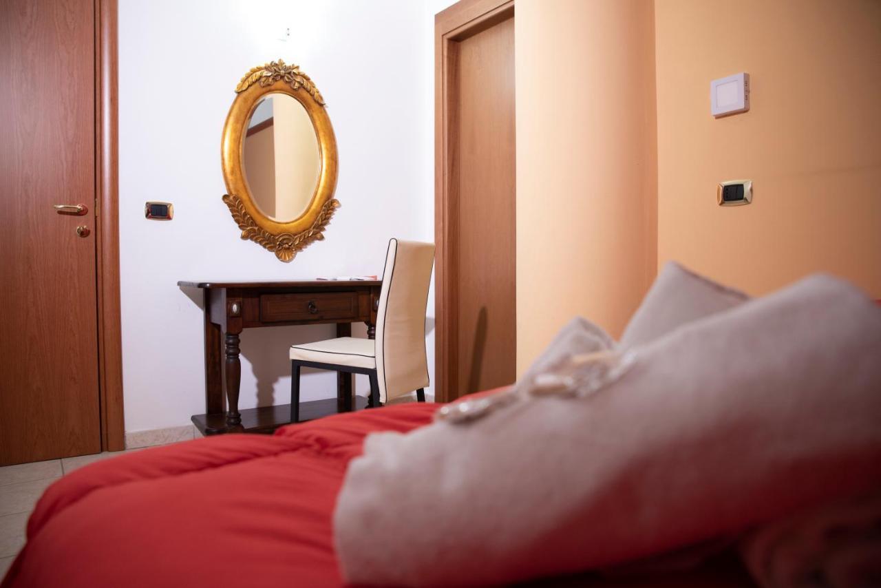 Carlo Five Bed and Breakfast Porto Empedocle Eksteriør billede